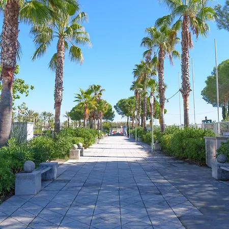 Les Voiles De * Golfe-Juan