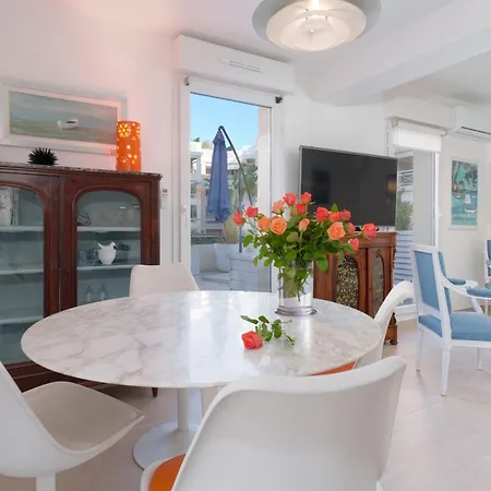 Les Voiles De Golfe-Juan